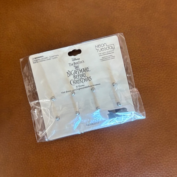 The Nightmare Before Christmas Stud Earring Set - Picture 4 of 6